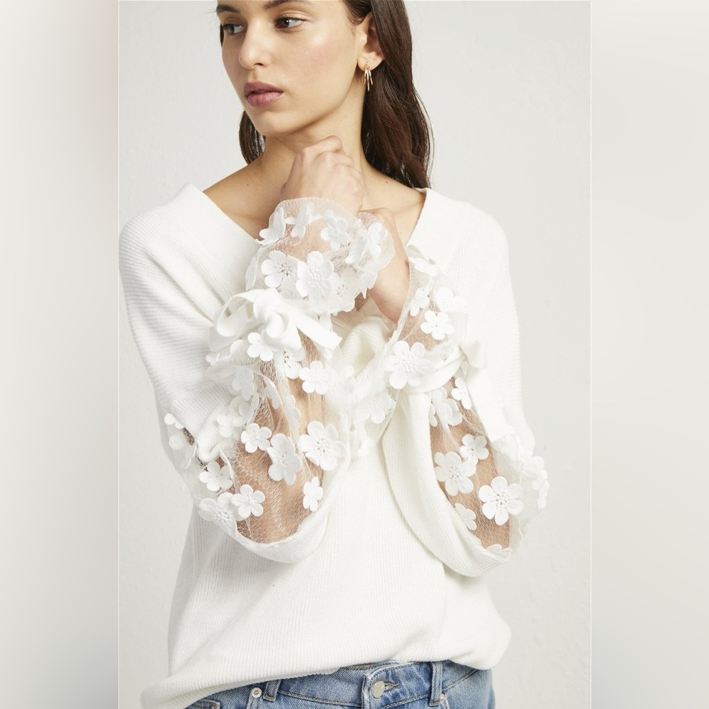 French Connection Caballo Floral-lace Sleeve Sweater In Winter White Large NWT